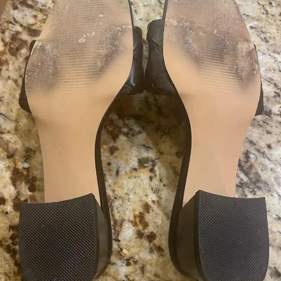 Woman’s braided shoes with box - Picture 2 of 4